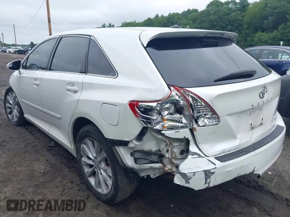 ✅ 2015 Toyota Venza LE • VIN: 4T3BA3BB9FU072079 • Lot: 42713859. Listed on IAAI with 176,907 mi. Free auction sales archive from the USA and detailed vehicle history report at DreamBid. Image 3.