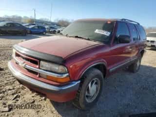 2000 Chevrolet Blazer LS z VIN 1GNDT13W1Y2308767, wystawiony jako Copart lot #78888274 z przebiegiem Nie podano mil oraz Nie do naprawy • Non repairable. Historia ofert i sprzedaży dostępna na DreamBid. Obrazek 1.
