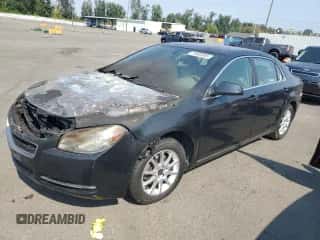 2010 Chevrolet Malibu 1LT z VIN 1G1ZC5EB9A4144185, wystawiony jako Copart lot #71685085 z przebiegiem Nie podano mil oraz Szkoda całkowita • Salvage title. Historia ofert i sprzedaży dostępna na DreamBid. Obrazek 1.