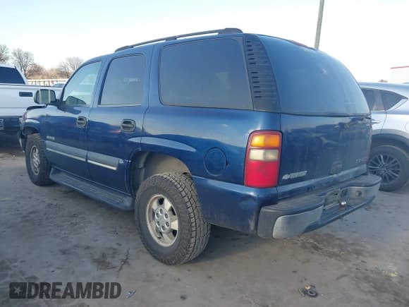 ✅ 2003 Chevrolet Tahoe LT • VIN: 1GNEC13Z23R186855 • Lot: 41488749. Wystawiony na IAAI z przebiegiem 314 270 mil. Bezpłatny archiwum sprzedaży aukcyjnych z USA i szczegółowy raport historii pojazdu na DreamBid. Zdjęcie 3.