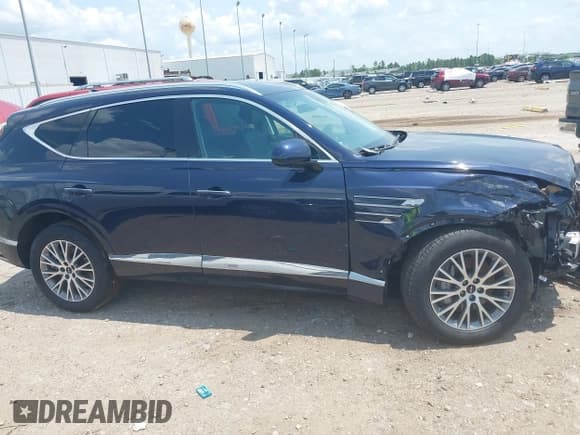 ✅ 2025 Genesis GV80 Standard • VIN: KMUHFESB6SU241714 • Lot: 42942540. Listed on IAAI with 19,389 mi. Free auction sales archive from the USA and detailed vehicle history report at DreamBid. Image 13.