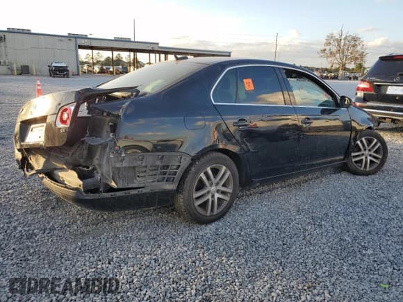 ✅ 2005 Volkswagen Jetta 2.5L • VIN: 3VWDF71KX5M614113 • Лот: 86473884. Опубликован ранее на Copart с пробегом Не указан. Бесплатный доступ к архиву аукционных продаж из США и подробный отчёт об истории автомобиля на DreamBid. Изображение 3.