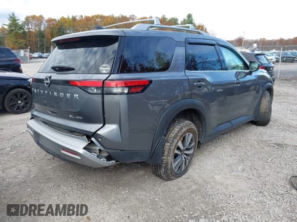 ✅ 2024 Nissan Pathfinder SL • VIN: 5N1DR3CC7RC261597 • Лот: 43601141. Опубликован ранее на IAAI с пробегом 32 442 миль. Бесплатный доступ к архиву аукционных продаж из США и подробный отчёт об истории автомобиля на DreamBid. Изображение 4.