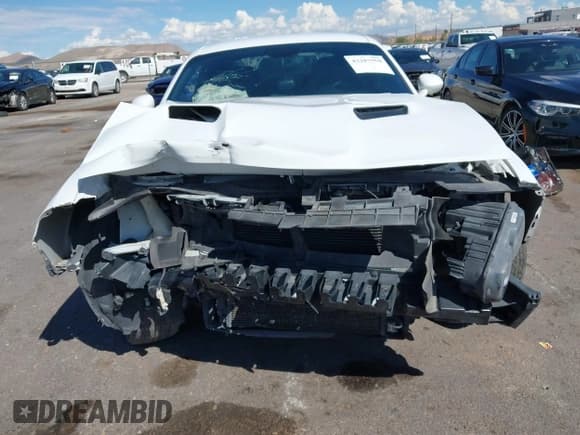 ✅ 2019 Dodge Challenger SXT • VIN: 2C3CDZAG9KH538412 • Lot: 43287950. Listed on IAAI with 107,342 mi. Free auction sales archive from the USA and detailed vehicle history report at DreamBid. Image 11.