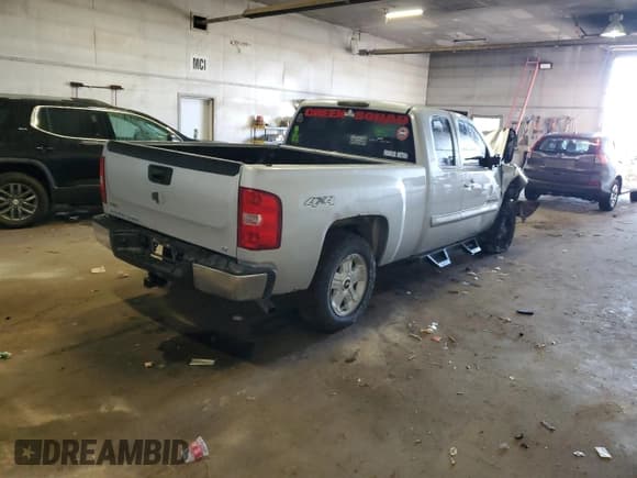 ✅ 2012 Chevrolet Silverado 1500 LT • VIN: 1GCRKSE7XCZ292646 • Lot: 89542845. Wystawiony na Copart z przebiegiem Nie podano. Bezpłatny archiwum sprzedaży aukcyjnych z USA i szczegółowy raport historii pojazdu na DreamBid. Zdjęcie 3.