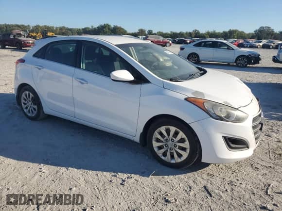 2016 Hyundai Elantra z VIN KMHD35LH6GU277449, wystawiony jako Copart lot #84765205 z przebiegiem 78 930 mil mil oraz Szkoda całkowita • Salvage title. Historia ofert i sprzedaży dostępna na DreamBid. Obrazek 4.