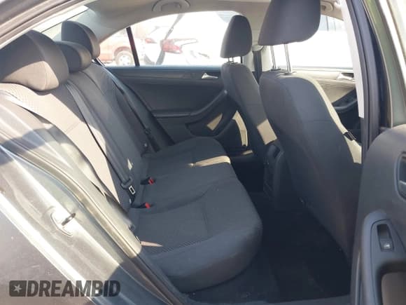 ✅ 2013 Volkswagen Jetta S • VIN: 3VW2K7AJ2DM318141 • Lot: 41686616. Listed on IAAI with 134,294 mi. Free auction sales archive from the USA and detailed vehicle history report at DreamBid. Image 8.