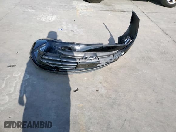 ✅ 2020 Hyundai Elantra SEL • VIN: 5NPD84LF1LH584630 • Lot: 62100845. Listed on Copart with 83,030 mi. Free auction sales archive from the USA and detailed vehicle history report at DreamBid. Image 12.