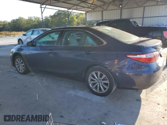 ✅ 2015 Toyota Camry XLE • VIN: 4T1BF1FK4FU967858 • Lot: 84551895. Listed on Copart with 117,030 mi. Free auction sales archive from the USA and detailed vehicle history report at DreamBid. Image 2.