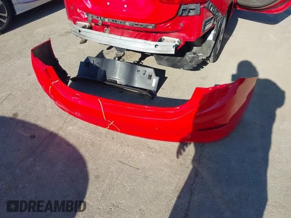 ✅ 2016 Chevrolet Cruze LS • VIN: 1G1BB5SM7G7278064 • Lot: 42638740. Listed on IAAI with 191,972 mi. Free auction sales archive from the USA and detailed vehicle history report at DreamBid. Image 12.