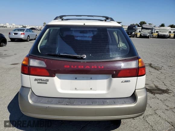 ✅ 2004 Subaru Legacy Outback Limited • VIN: 4S3BH686947607332 • Лот: 71365645. Опубликован ранее на Copart с пробегом 158 725 миль. Бесплатный доступ к архиву аукционных продаж из США и подробный отчёт об истории автомобиля на DreamBid. Изображение 6.