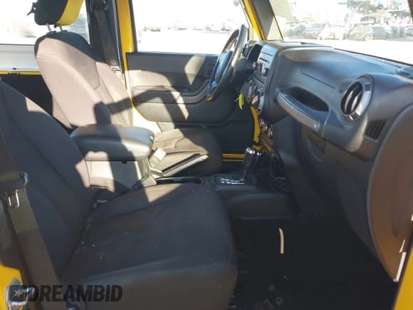 ✅ 2015 Jeep Wrangler Sport • VIN: 1C4AJWAG4FL542631 • Lot: 43701197. Listed on IAAI with 166,531 mi. Free auction sales archive from the USA and detailed vehicle history report at DreamBid. Image 5.