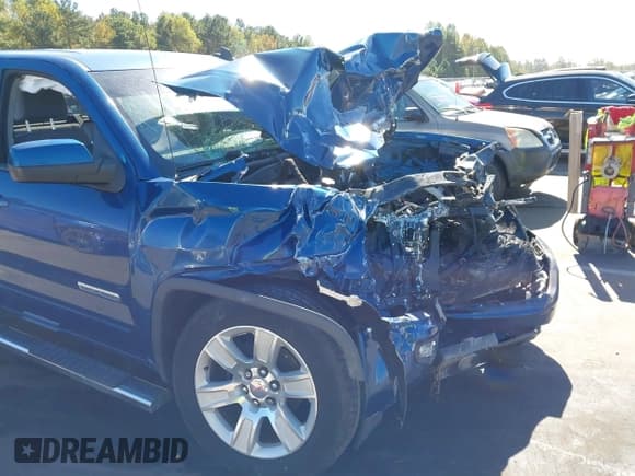 ✅ 2016 GMC Sierra 1500 • VIN: 1GTR1LEC5GZ325709 • Лот: 43463055. Опубликован ранее на IAAI с пробегом Не указан. Бесплатный доступ к архиву аукционных продаж из США и подробный отчёт об истории автомобиля на DreamBid. Изображение 17.