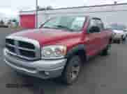 2007 Dodge 1500 ST z VIN 1D7HA18K97J587823, wystawiony jako IAAI lot #40178237 z przebiegiem 259 821 mil mil oraz . Historia ofert i sprzedaży dostępna na DreamBid. Obrazek 2.