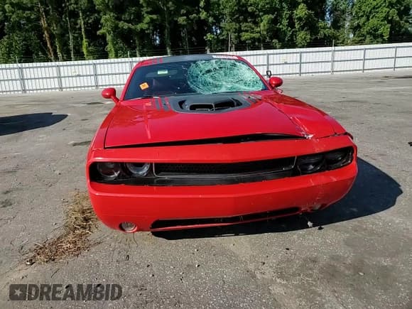 ✅ 2014 Dodge Challenger Shaker • VIN: 2C3CDYBT2EH231514 • Lot: 70778074. Wystawiony na Copart z przebiegiem 201 131 mil. Bezpłatny archiwum sprzedaży aukcyjnych z USA i szczegółowy raport historii pojazdu na DreamBid. Zdjęcie 10.