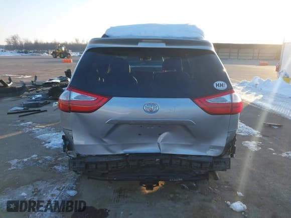 ✅ 2015 Toyota Sienna Limited • VIN: 5TDDK3DC1FS094834 • Lot: 41344394. Listed on IAAI with 137,146 mi. Free auction sales archive from the USA and detailed vehicle history report at DreamBid. Image 16.