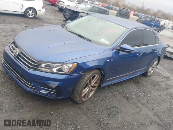 ✅ 2017 Volkswagen Passat R-Line • VIN: 1VWDT7A33HC071050 • Lot: 43783531. Listed on IAAI with 124,535 mi. Free auction sales archive from the USA and detailed vehicle history report at DreamBid. Image 17.