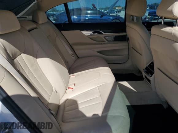 ✅ 2017 BMW 7 Series 740i • VIN: WBA7E2C51HG739932 • Lot: 57101815. Listed on Copart with 58,499 mi. Free auction sales archive from the USA and detailed vehicle history report at DreamBid. Image 10.