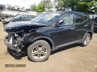 ✅ 2018 Hyundai Santa Fe 2.4L • VIN: 5NMZUDLB4JH105397 • Лот: 58637734. Опубликован ранее на Copart с пробегом 60 374 миль. Бесплатный доступ к архиву аукционных продаж из США и подробный отчёт об истории автомобиля на DreamBid. Изображение 1.
