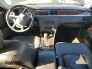 ✅ 2007 Buick LaCrosse CXL • VIN: 2G4WD582571184895 • Лот: 83797245. Опубликован ранее на Copart с пробегом 110 461 миль. Бесплатный доступ к архиву аукционных продаж из США и подробный отчёт об истории автомобиля на DreamBid. Изображение 8.