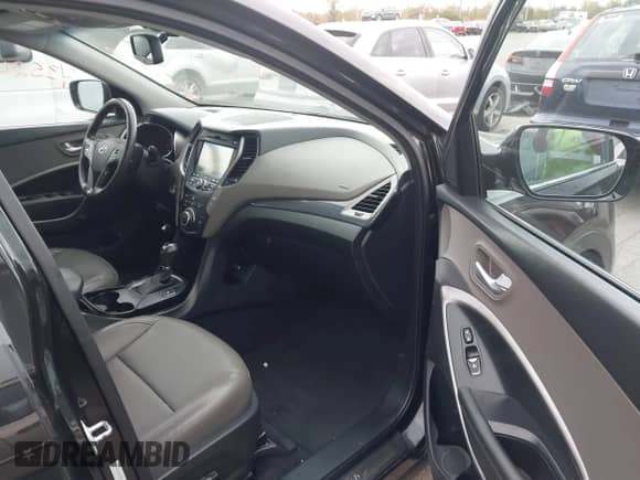 2016 Hyundai Santa Fe с VIN 5XYZUDLB2GG317413, выставлен на аукционе IAAI как лот 43524563 с пробегом 167 905 миль миль и . История ставок и продаж доступна на DreamBid. Изображение 5.