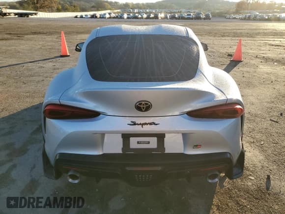 ✅ 2021 Toyota Supra Premium • VIN: WZ1DB0C07MW042693 • Lot: 90918735. Listed on Copart with 23,736 mi. Free auction sales archive from the USA and detailed vehicle history report at DreamBid. Image 6.