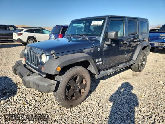 ✅ 2008 Jeep Wrangler Unlimited X • VIN: 1J4GA39128L621785 • Lot: 85552555. Listed on Copart with 207,716 mi. Free auction sales archive from the USA and detailed vehicle history report at DreamBid. Image 1.