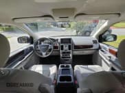 ✅ 2009 Chrysler Town & Country Touring • VIN: 2A8HR54X09R657163 • Лот: 84774615. Опубликован ранее на Copart с пробегом 117 842 миль. Бесплатный доступ к архиву аукционных продаж из США и подробный отчёт об истории автомобиля на DreamBid. Изображение 9.