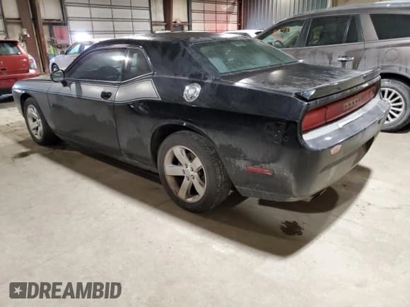 ✅ 2013 Dodge Challenger SXT • VIN: 2C3CDYAG2DH607146 • Lot: 88628085. Wystawiony na Copart z przebiegiem 84 163 mil. Bezpłatny archiwum sprzedaży aukcyjnych z USA i szczegółowy raport historii pojazdu na DreamBid. Zdjęcie 2.