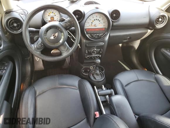 ✅ 2014 MINI Countryman S • VIN: WMWZC3C59EWT00838 • Lot: 53608055. Listed on Copart with 114,520 mi. Free auction sales archive from the USA and detailed vehicle history report at DreamBid. Image 8.