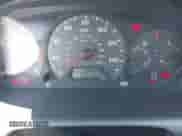 2001 Honda Accord EX с VIN 1HGCG22501A034854, выставлен на аукционе IAAI как лот 42784374 с пробегом 234 824 миль миль и . История ставок и продаж доступна на DreamBid. Изображение 7.