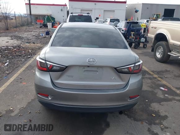 ✅ 2016 Scion iA • VIN: 3MYDLBZV7GY135996 • Lot: 43702893. Wystawiony na IAAI z przebiegiem 55 602 mil. Bezpłatny archiwum sprzedaży aukcyjnych z USA i szczegółowy raport historii pojazdu na DreamBid. Zdjęcie 16.