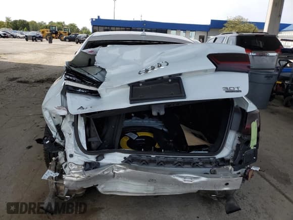 ✅ 2017 Audi A6 • VIN: WAUF3BFC8HN045536 • Лот: 71860075. Опубликован ранее на Copart с пробегом 105 776 миль. Бесплатный доступ к архиву аукционных продаж из США и подробный отчёт об истории автомобиля на DreamBid. Изображение 6.