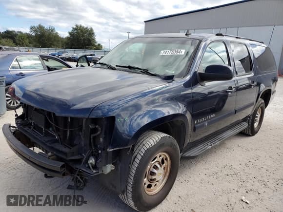 ✅ 2007 Chevrolet Suburban Commercial • VIN: 3GNGK26K97G165152 • Lot: 74175354. Wystawiony na Copart z przebiegiem 368 519 mil. Bezpłatny archiwum sprzedaży aukcyjnych z USA i szczegółowy raport historii pojazdu na DreamBid. Zdjęcie 1.