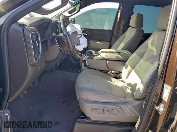 ✅ 2019 Chevrolet Silverado 1500 LT • VIN: 1GCUYDED5KZ131565 • Lot: 95373785. Wystawiony na Copart z przebiegiem 150 826 mil. Bezpłatny archiwum sprzedaży aukcyjnych z USA i szczegółowy raport historii pojazdu na DreamBid. Zdjęcie 7.