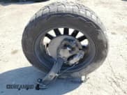 ✅ 2020 Chevrolet Silverado 1500 RST • VIN: 3GCPWDED6LG302120 • Lot: 72819614. Wystawiony na Copart z przebiegiem 169 865 mil. Bezpłatny archiwum sprzedaży aukcyjnych z USA i szczegółowy raport historii pojazdu na DreamBid. Zdjęcie 13.