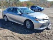 ✅ 2020 Toyota Camry Hybrid XLE • VIN: 4T1F31AKXLU542108 • Lot: 43499731. Listed on IAAI with 122,900 mi. Free auction sales archive from the USA and detailed vehicle history report at DreamBid. Image 1.