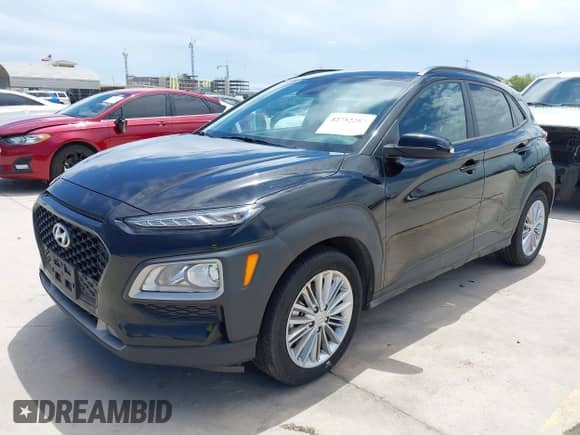 2021 Hyundai Kona SEL Plus z VIN KM8K6CAA4MU742542, wystawiony jako IAAI lot #42752287 z przebiegiem 107 891 mil mil oraz . Historia ofert i sprzedaży dostępna na DreamBid. Obrazek 2.