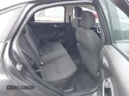 ✅ 2016 Ford Focus SE • VIN: 1FADP3F23GL217564 • Lot: 43754051. Wystawiony na IAAI z przebiegiem 137 951 mil. Bezpłatny archiwum sprzedaży aukcyjnych z USA i szczegółowy raport historii pojazdu na DreamBid. Zdjęcie 8.