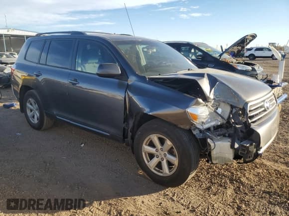 ✅ 2010 Toyota Highlander • VIN: 5TDBK3EH4AS024092 • Lot: 93262455. Listed on Copart with 194,414 mi. Free auction sales archive from the USA and detailed vehicle history report at DreamBid. Image 4.