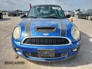 2008 MINI Hardtop S with VIN WMWMF73568TV36300, listed as a Copart auction lot 61286085 with 95,298 mi miles and Clean title. Bid and sale history available at DreamBid. Image 6.