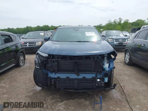 2025 Chevrolet Equinox AWD LT with VIN 3GNAXPEG1SL294231, listed as a IAAI auction lot 42223110 with 1,093 mi miles and . Bid and sale history available at DreamBid. Image 13.