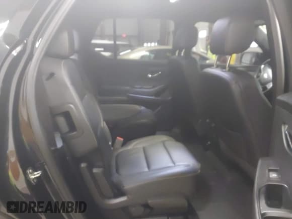 ✅ 2022 Chevrolet Traverse LT • VIN: 1GNEVHKW3NJ124361 • Lot: 41033053. Wystawiony na IAAI z przebiegiem 27 869 mil. Bezpłatny archiwum sprzedaży aukcyjnych z USA i szczegółowy raport historii pojazdu na DreamBid. Zdjęcie 8.