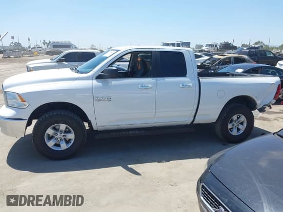 ✅ 2017 Ram 1500 SLT • VIN: 1C6RR7GG5HS583441 • Лот: 42391078. Опубликован ранее на IAAI с пробегом 129 043 миль. Бесплатный доступ к архиву аукционных продаж из США и подробный отчёт об истории автомобиля на DreamBid. Изображение 14.