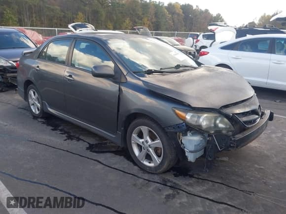 ✅ 2012 Toyota Corolla LE • VIN: 2T1BU4EEXCC869045 • Lot: 43604610. Wystawiony na IAAI z przebiegiem 167 252 mil. Bezpłatny archiwum sprzedaży aukcyjnych z USA i szczegółowy raport historii pojazdu na DreamBid. Zdjęcie 1.