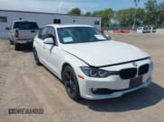 ✅ 2013 BMW 3 Series 328i xDrive • VIN: WBA3B3C56DJ698398 • Лот: 42938069. Опубликован ранее на IAAI с пробегом 98 762 миль. Бесплатный доступ к архиву аукционных продаж из США и подробный отчёт об истории автомобиля на DreamBid. Изображение 1.