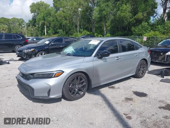 ✅ 2025 Honda Civic Sport • VIN: 2HGFE2F53SH557270 • Lot: 43188130. Listed on IAAI with 12,466 mi. Free auction sales archive from the USA and detailed vehicle history report at DreamBid. Image 17.