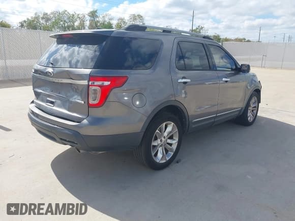 ✅ 2013 Ford Explorer XLT • VIN: 1FM5K7D8XDGC49066 • Лот: 43648666. Опубликован ранее на IAAI с пробегом 173 002 миль. Бесплатный доступ к архиву аукционных продаж из США и подробный отчёт об истории автомобиля на DreamBid. Изображение 4.
