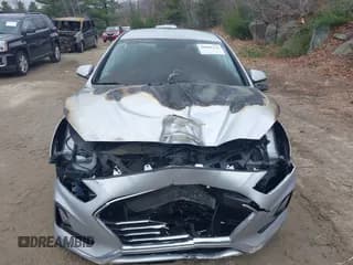 ✅ 2019 Hyundai Sonata SE • VIN: 5NPE24AFXKH745144 • Лот: 42001323. Опубликован ранее на IAAI с пробегом Не указан. Бесплатный доступ к архиву аукционных продаж из США и подробный отчёт об истории автомобиля на DreamBid. Изображение 6.