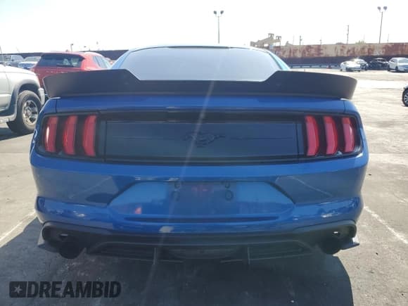 ✅ 2018 Ford Mustang EcoBoost • VIN: 1FA6P8TH6J5150470 • Lot: 85759775. Listed on Copart with 63,002 mi. Free auction sales archive from the USA and detailed vehicle history report at DreamBid. Image 6.